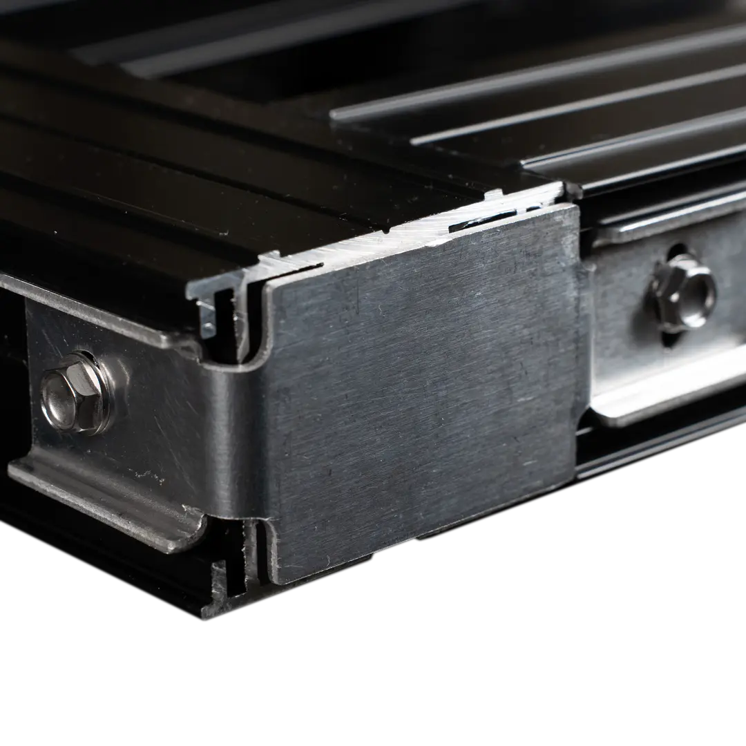 Équerre périphérique en métalo-structurel pour lambourdes aluminium