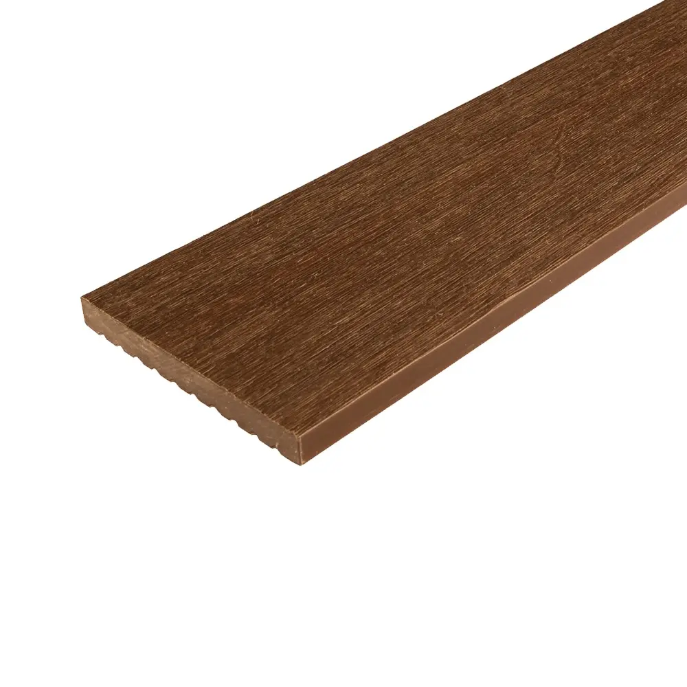 Planche rectangulaire en bois brun, surface lisse, bords légèrement texturés. Fond blanc uni. Aucune marque ou référence visible.