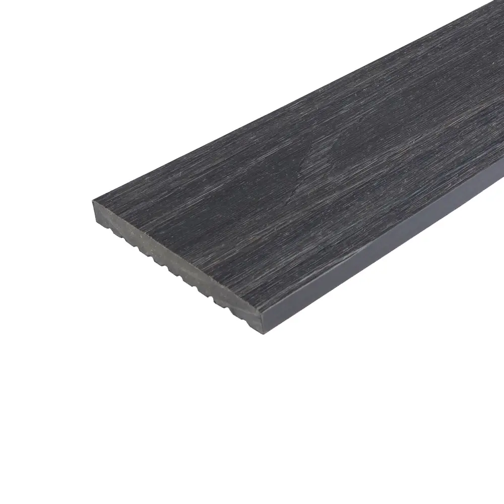 Lame de terrasse composite aspect bois foncé, bords rainurés, motif grainé visible ; présentée sur fond blanc. Aucune référence ou marque lisible.